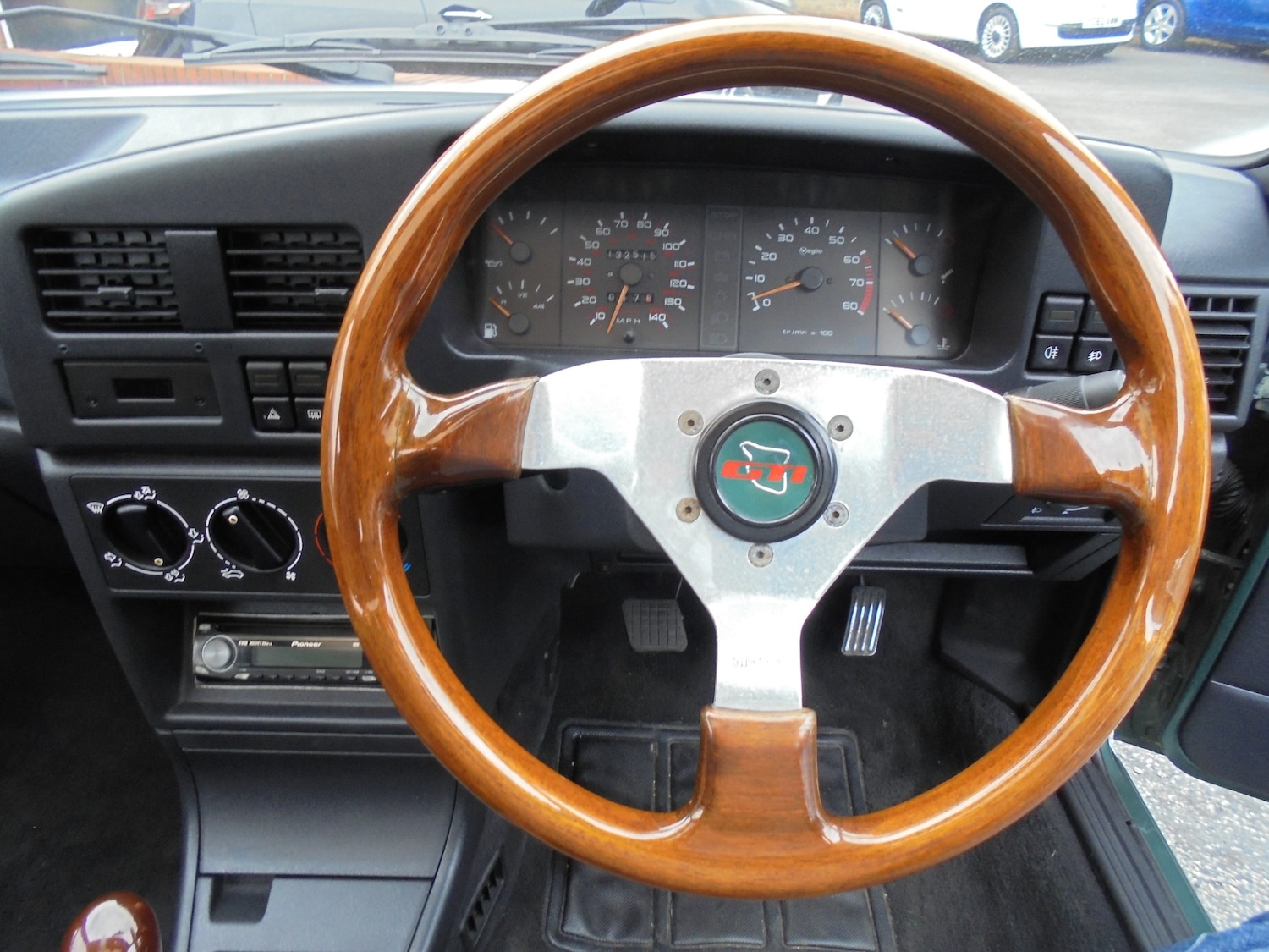 Used Peugeot 309 1993 for sale - 77055050: Photo 4