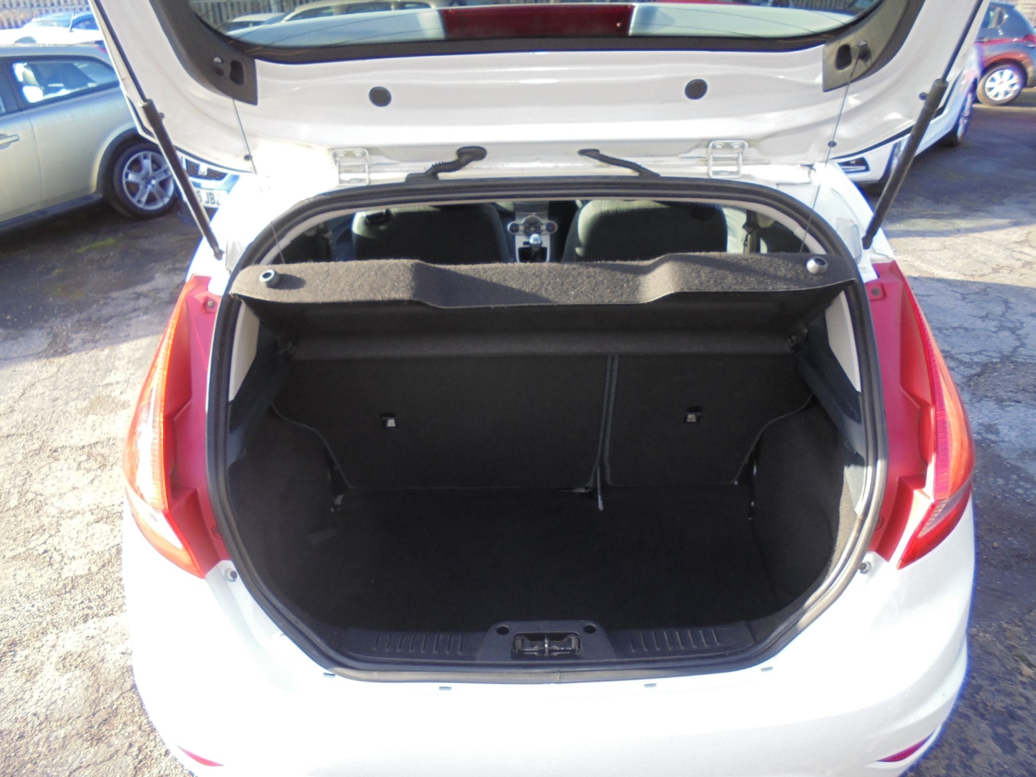 Used Ford Fiesta 2012 for sale - 77393060: Photo 15