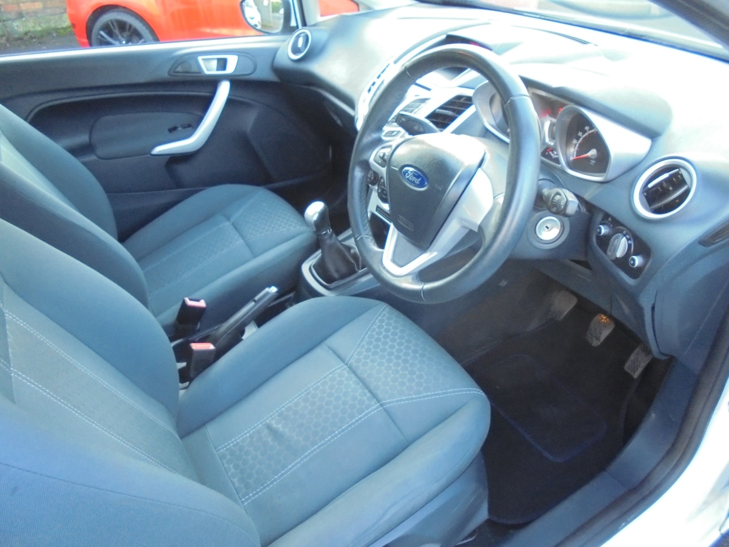 Used Ford Fiesta 2012 for sale - 77393060: Photo 2