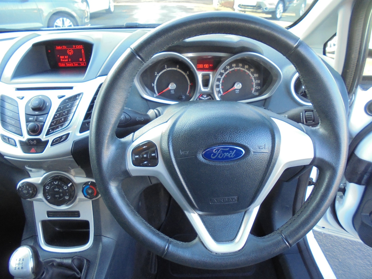 Used Ford Fiesta 2012 for sale - 77393060: Photo 4