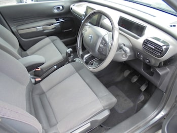Used Citroen C4 Cactus 2016 for sale - 76144344: Photo 2