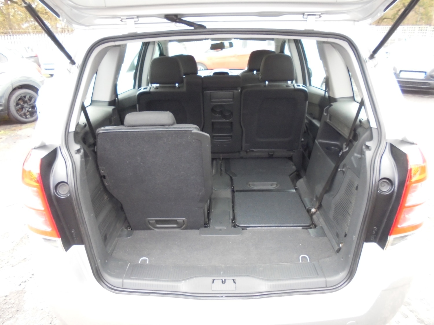 Used Vauxhall Zafira 2014 for sale - 76649650: Photo 18