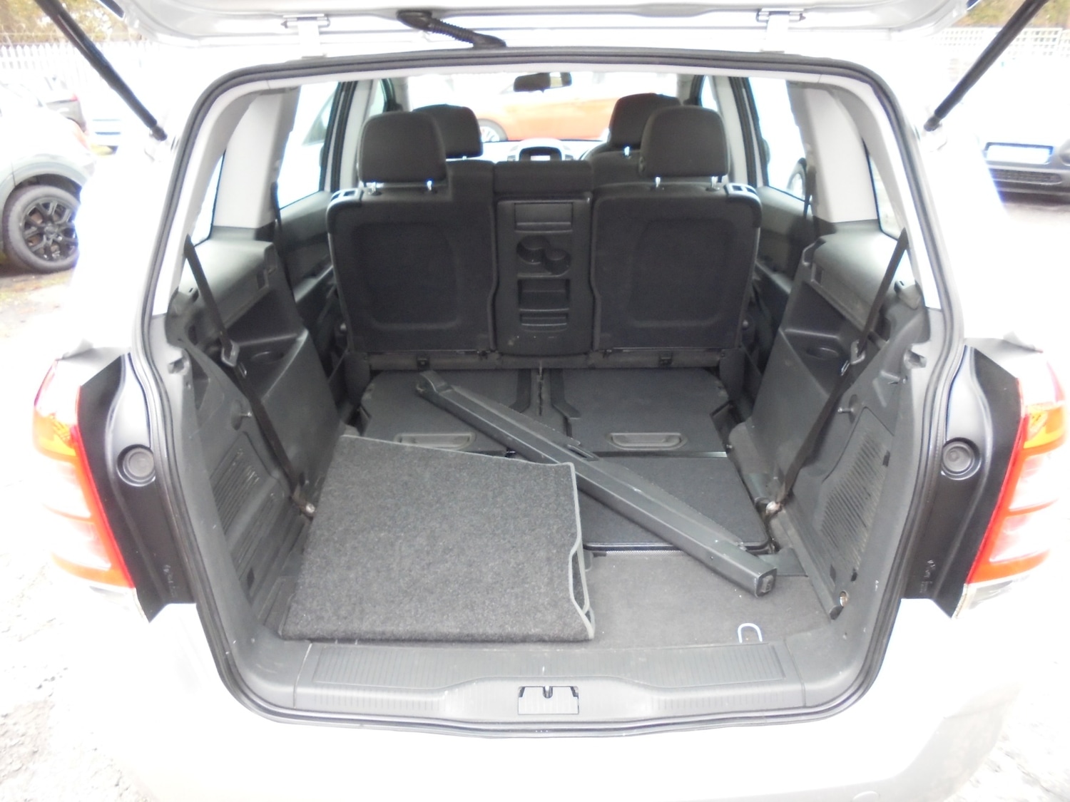 Used Vauxhall Zafira 2014 for sale - 76649650: Photo 19