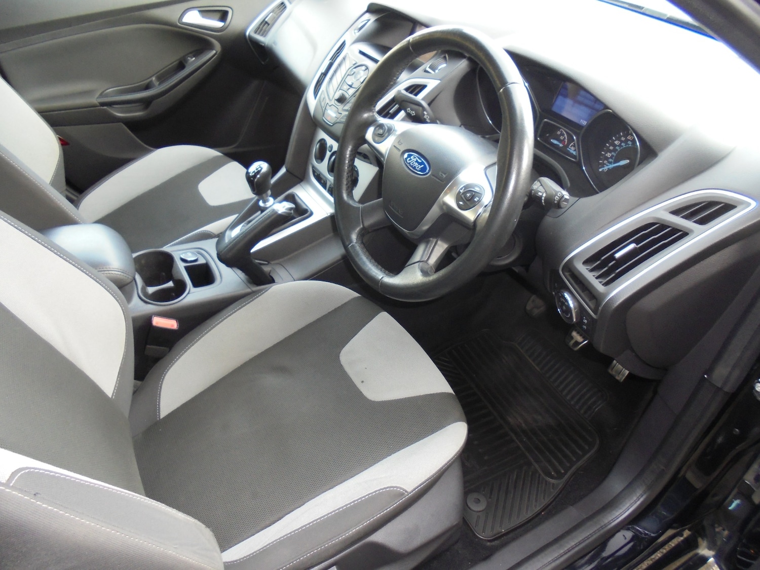 Used Ford Focus 2014 for sale - 77974782: Photo 2