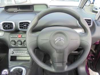 Used Citroen C3 Picasso 2015 for sale - 74468869: Photo