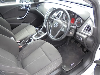 Used Vauxhall Astra 2013 for sale - 75583225: Photo