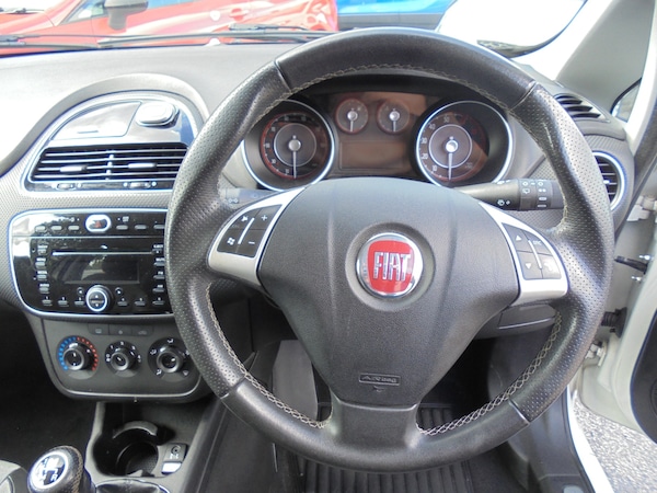 Used Fiat Punto Evo 2012 for sale - 76232657: Photo 4