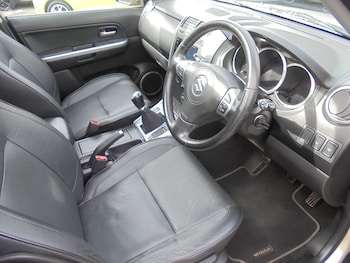 Used Suzuki Grand Vitara 2012 for sale - 78178034: Photo