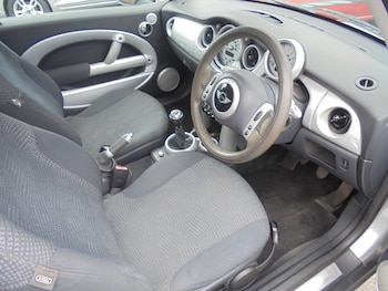 Used MINI Hatch 2003 for sale - 75933265: Photo