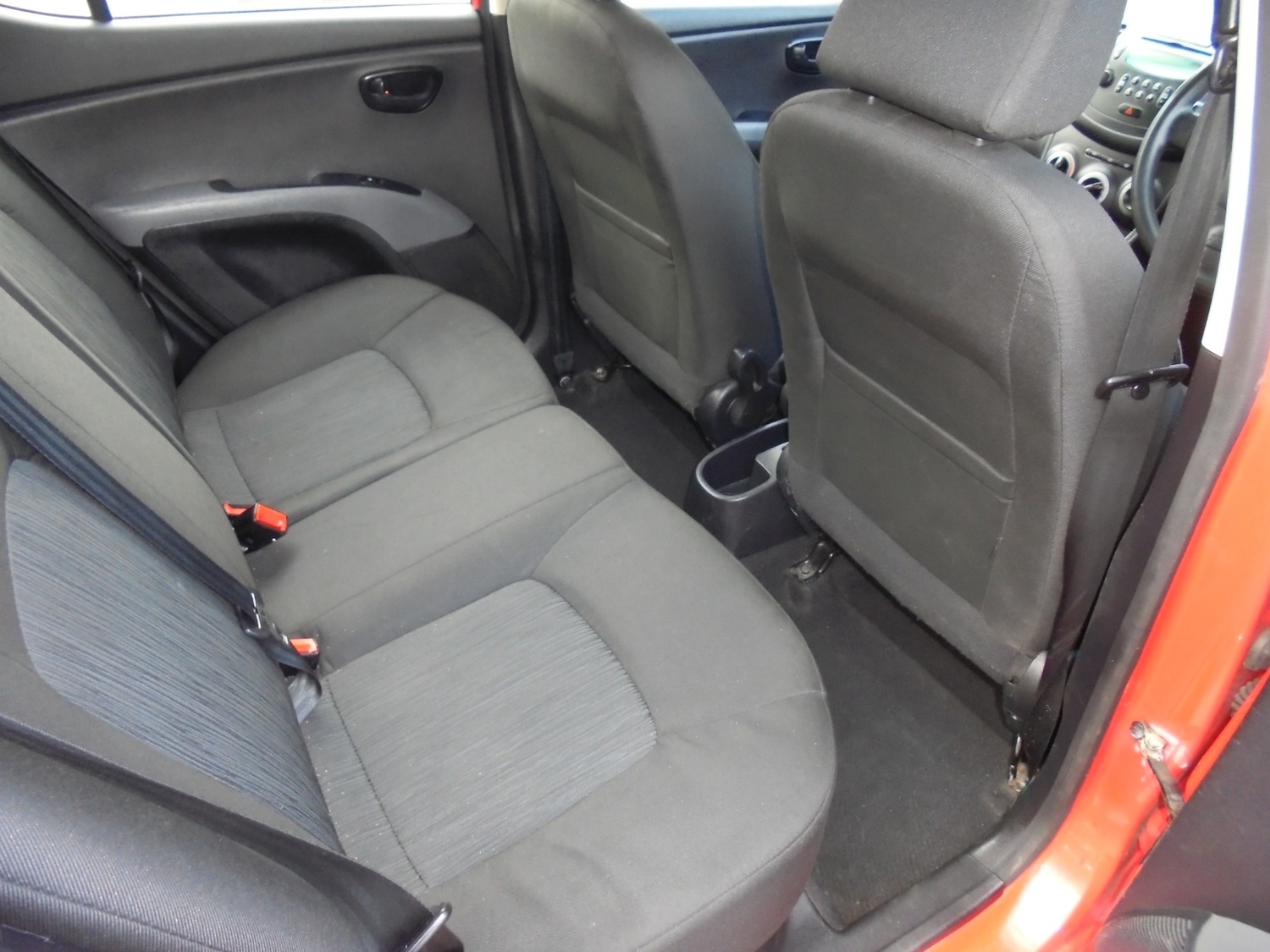 Used Hyundai i10 2013 for sale - 76170554: Photo 12