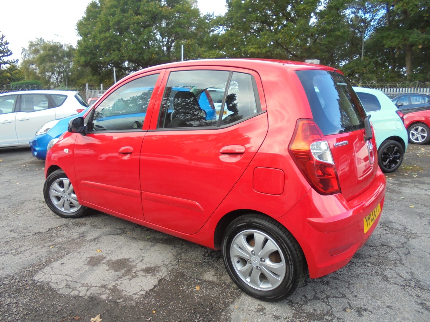 Used Hyundai i10 2013 for sale - 76170554: Photo 9