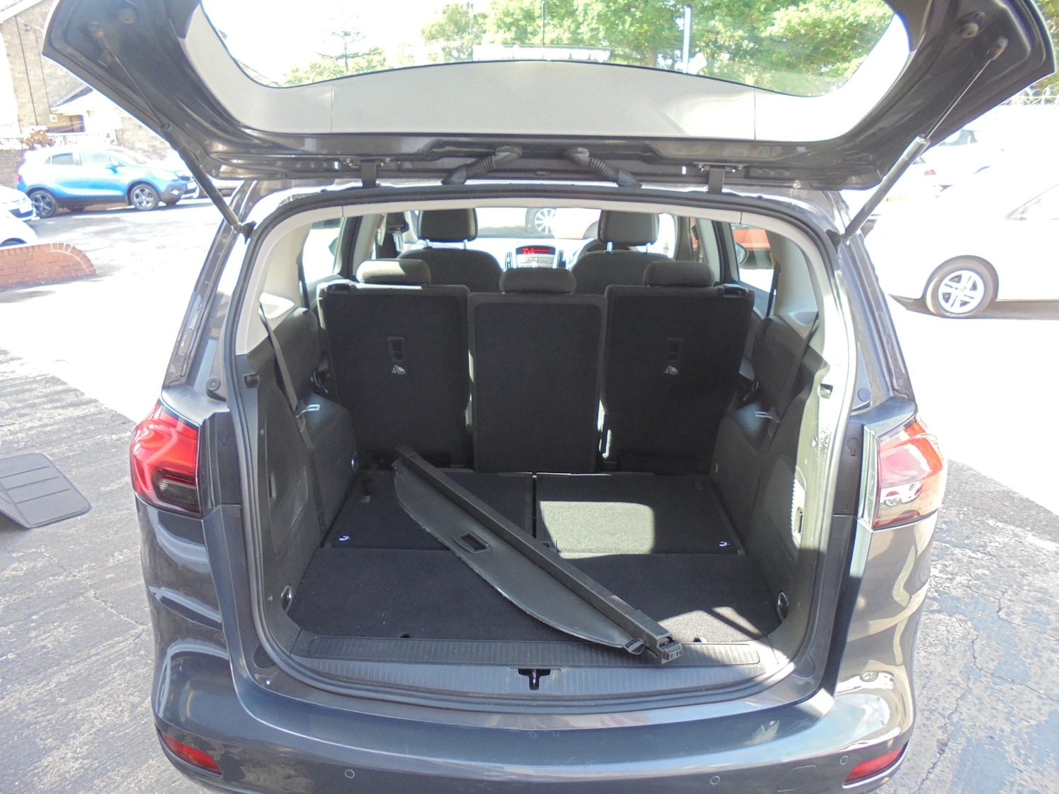 Vehicle 19