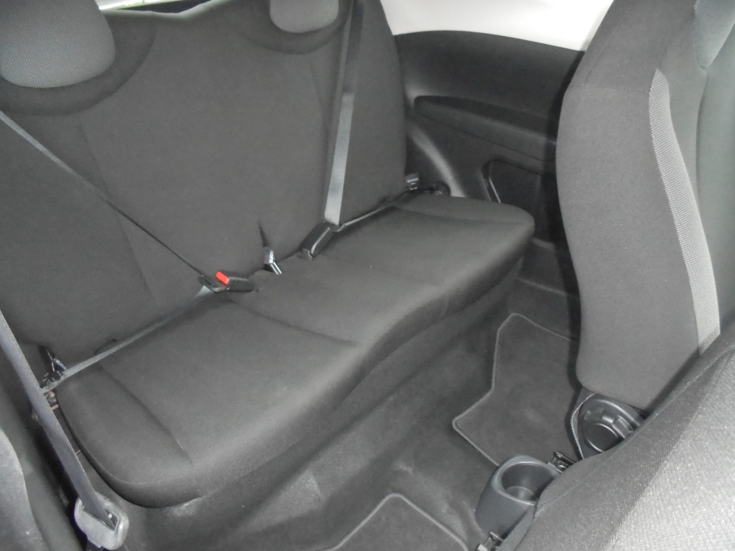 Used Toyota AYGO 2016 for sale - 77245872: Photo 12