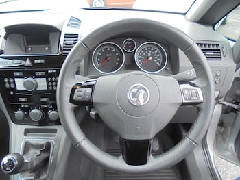 Used Vauxhall Zafira 2014 for sale - 78555590: Photo
