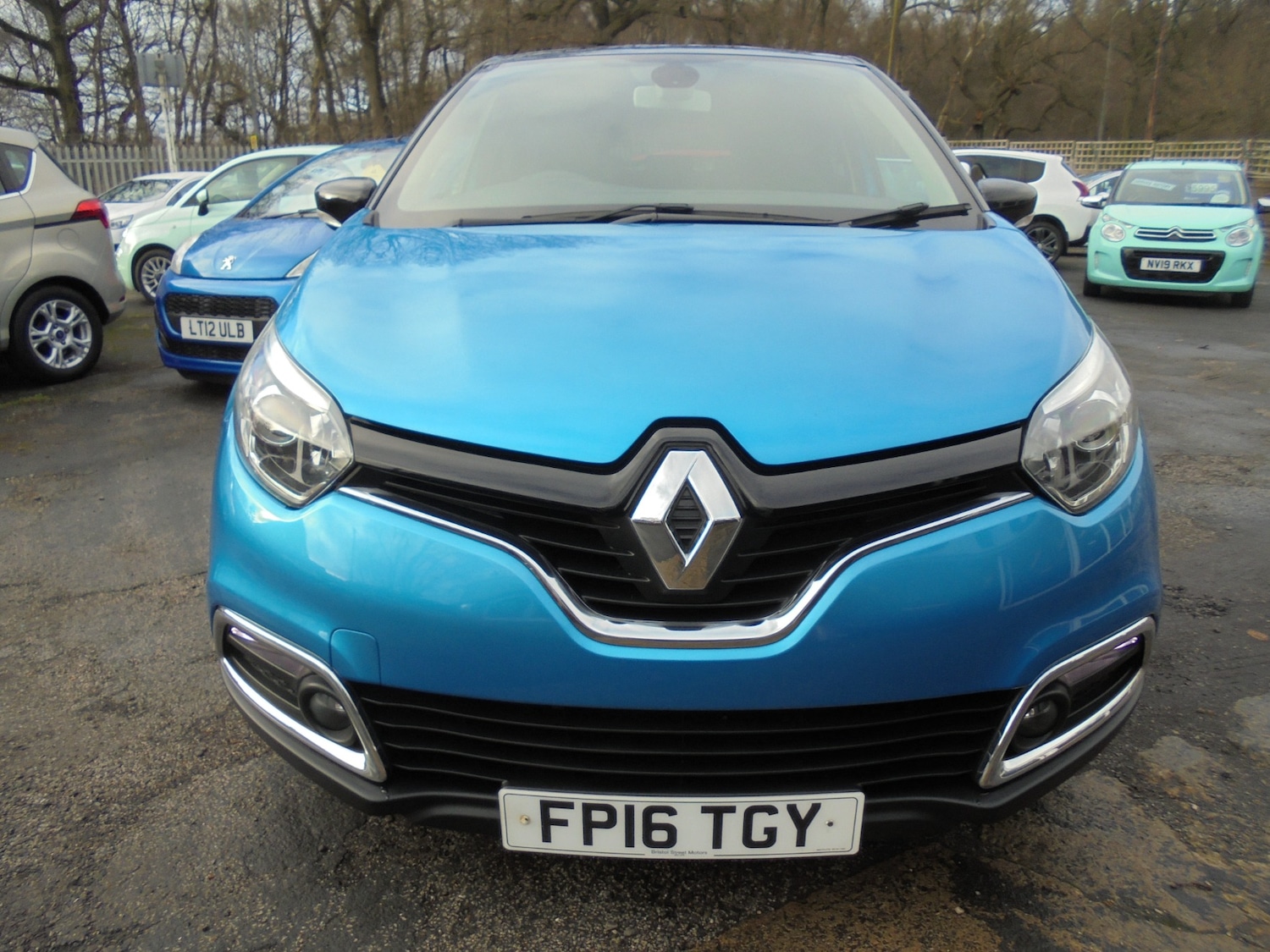 Used Renault Captur 2016 for sale - 77170375: Photo 3