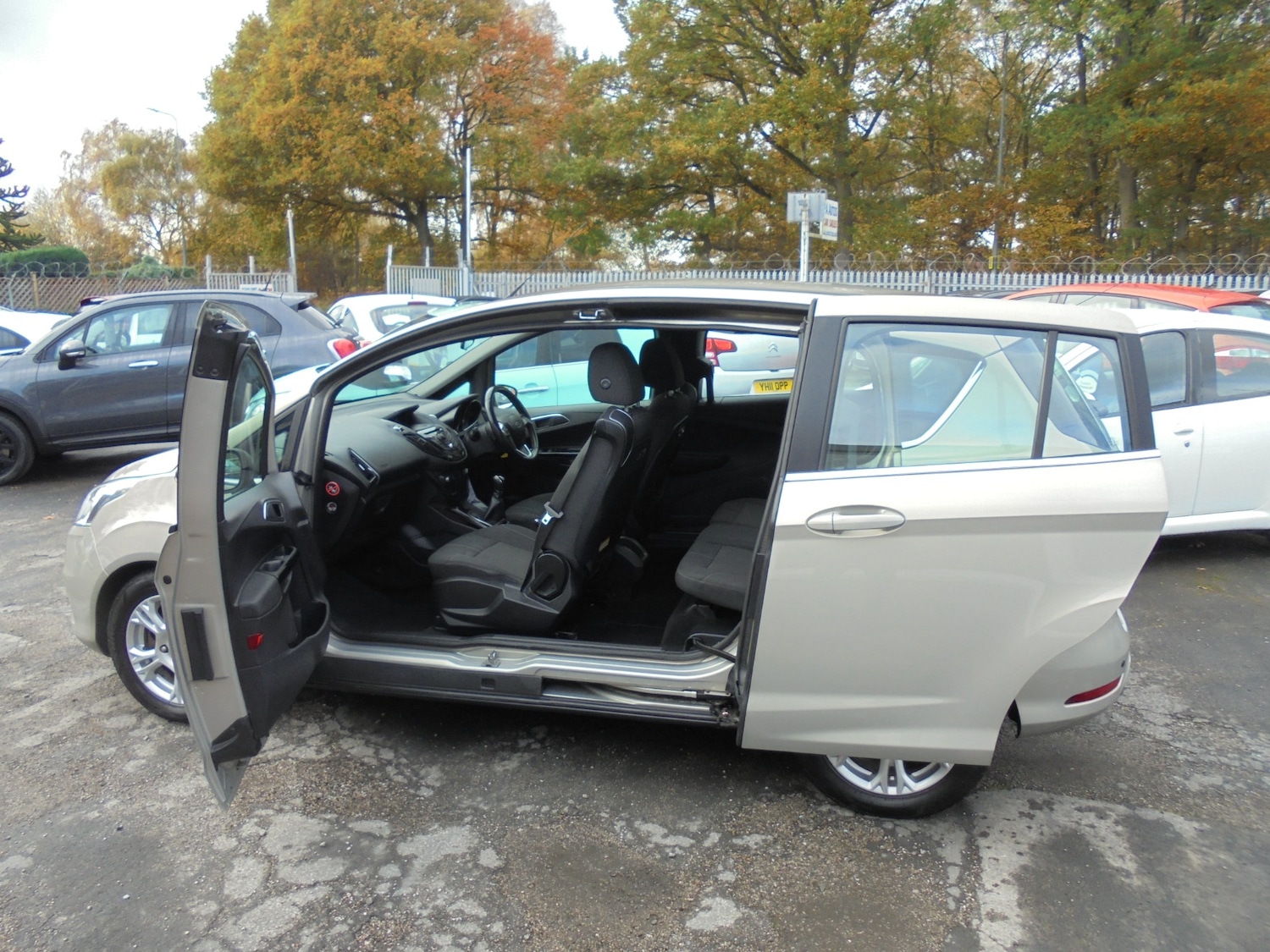 Used Ford B-MAX 2012 for sale - 76519287: Photo 9