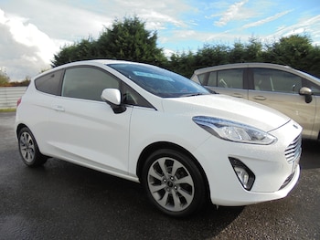 2018 (18) - 1.0 EcoBoost Zetec 3dr
