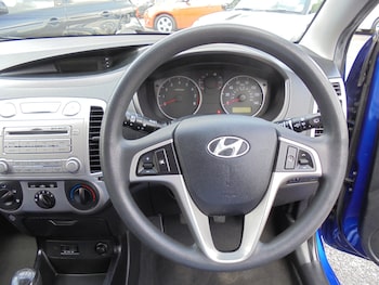 Used Hyundai i20 2010 for sale - 78939864: Photo
