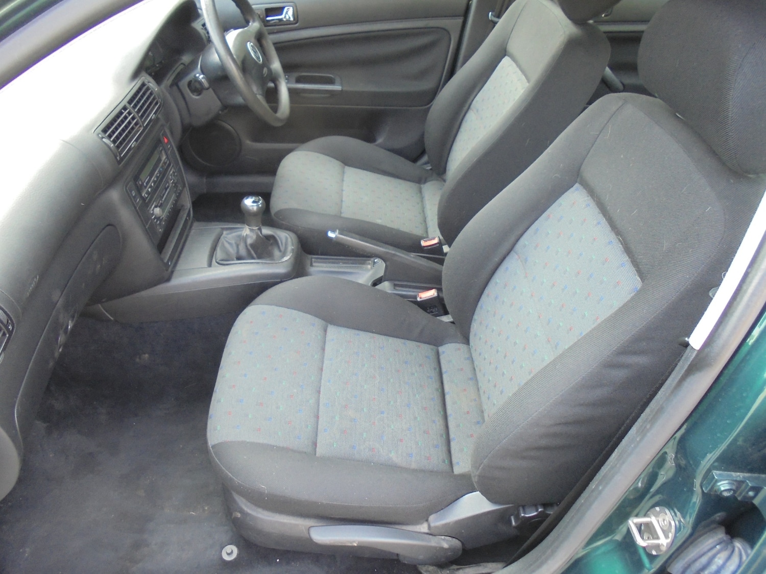 Used Volkswagen Passat 2000 for sale - 77974779: Photo 6