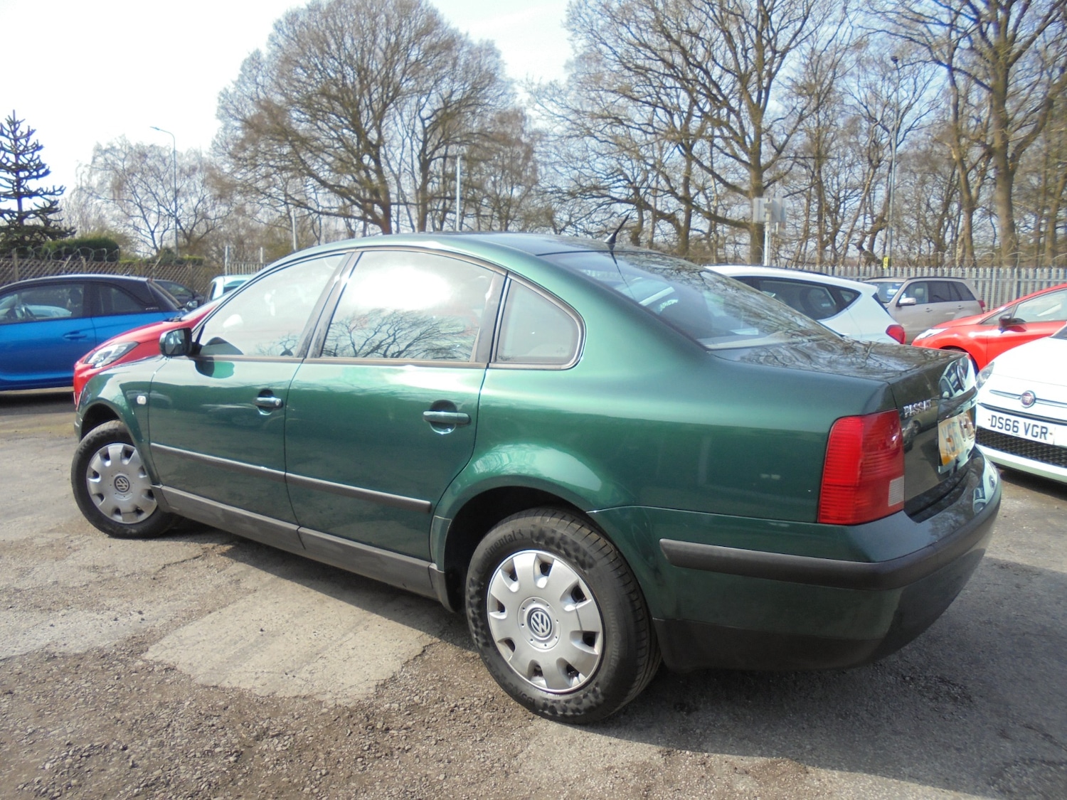 Used Volkswagen Passat 2000 for sale - 77974779: Photo 9