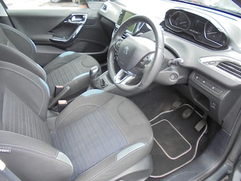 Used Peugeot 208 2014 for sale - 78836548: Photo