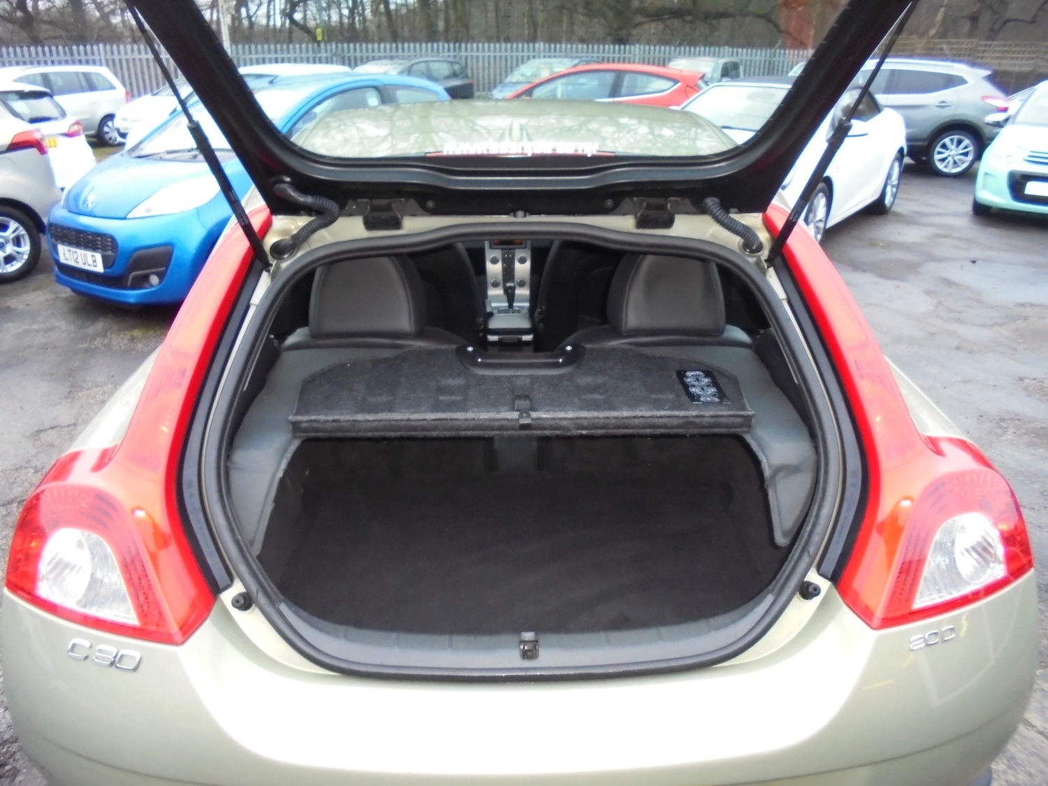 Used Volvo C30 2009 for sale - 77235419: Photo 15