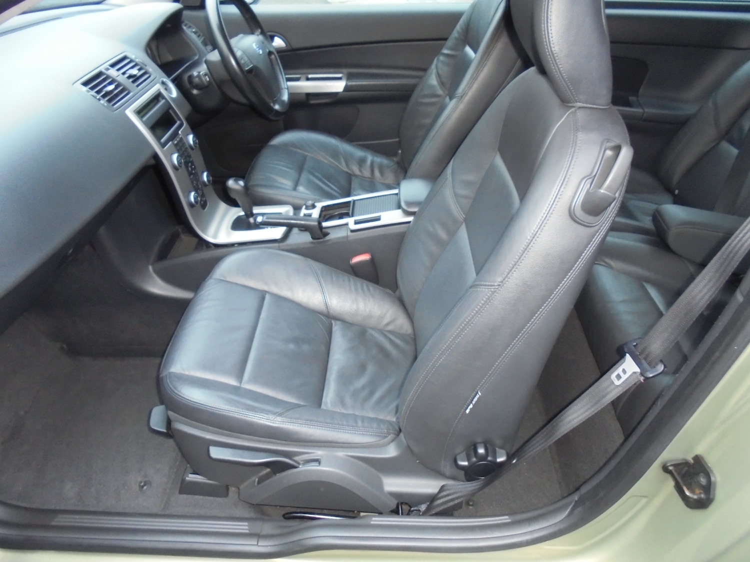 Used Volvo C30 2009 for sale - 77235419: Photo 8