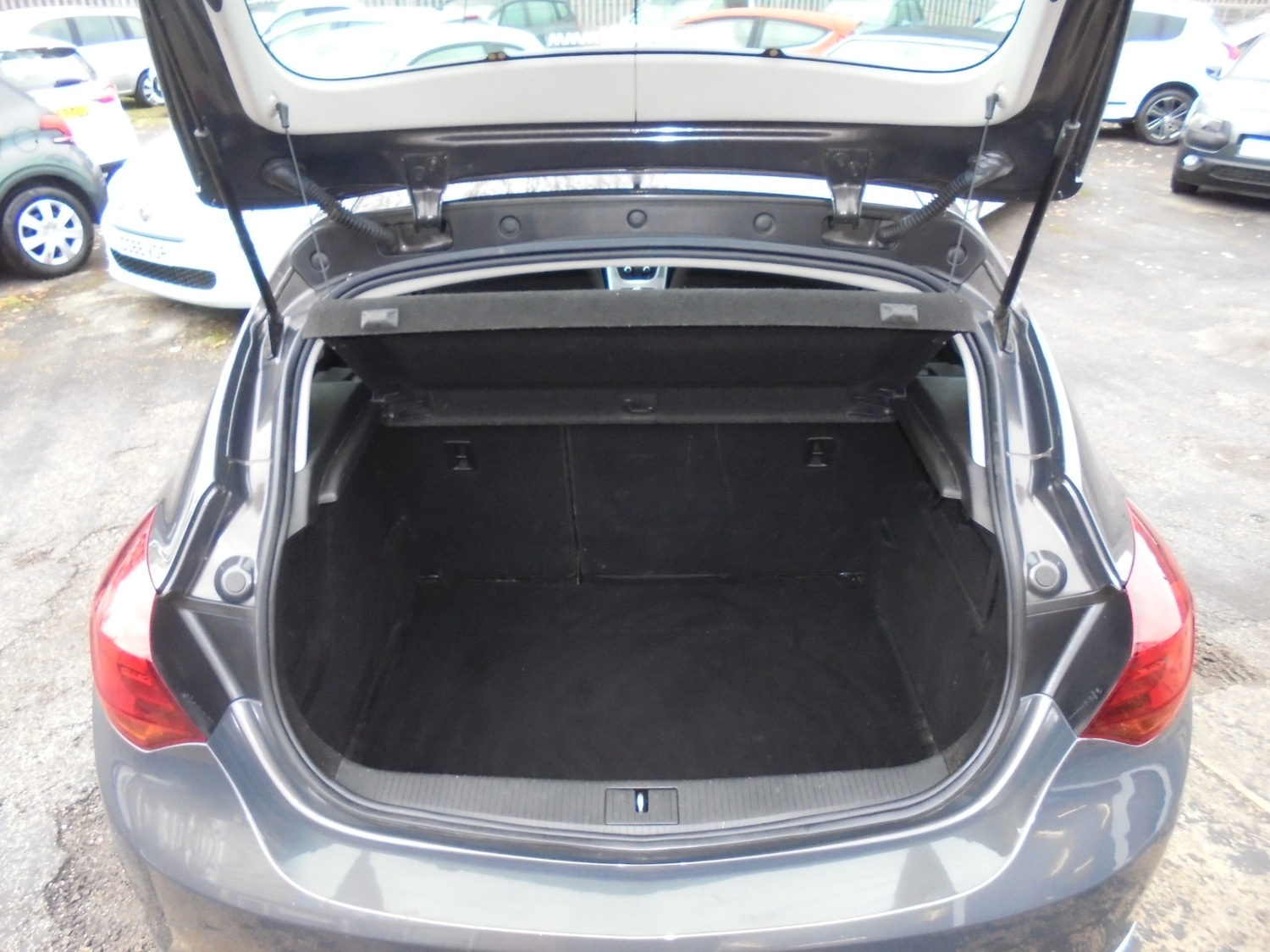 Used Vauxhall Astra 2013 for sale - 76904756: Photo 15