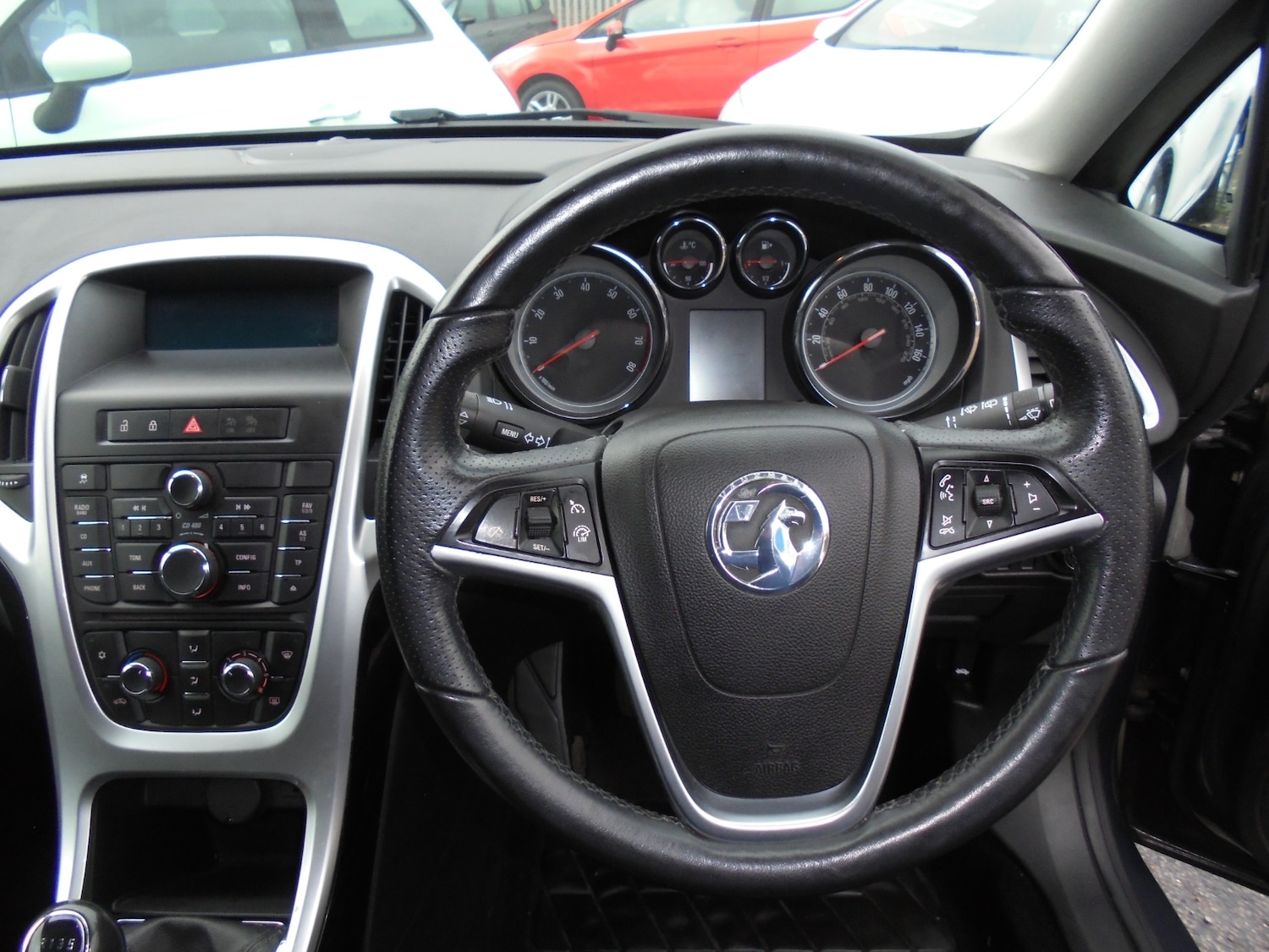 Used Vauxhall Astra 2013 for sale - 76904756: Photo 4