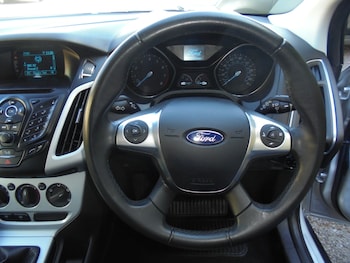 Used Ford Focus 2014 for sale - 78268499: Photo