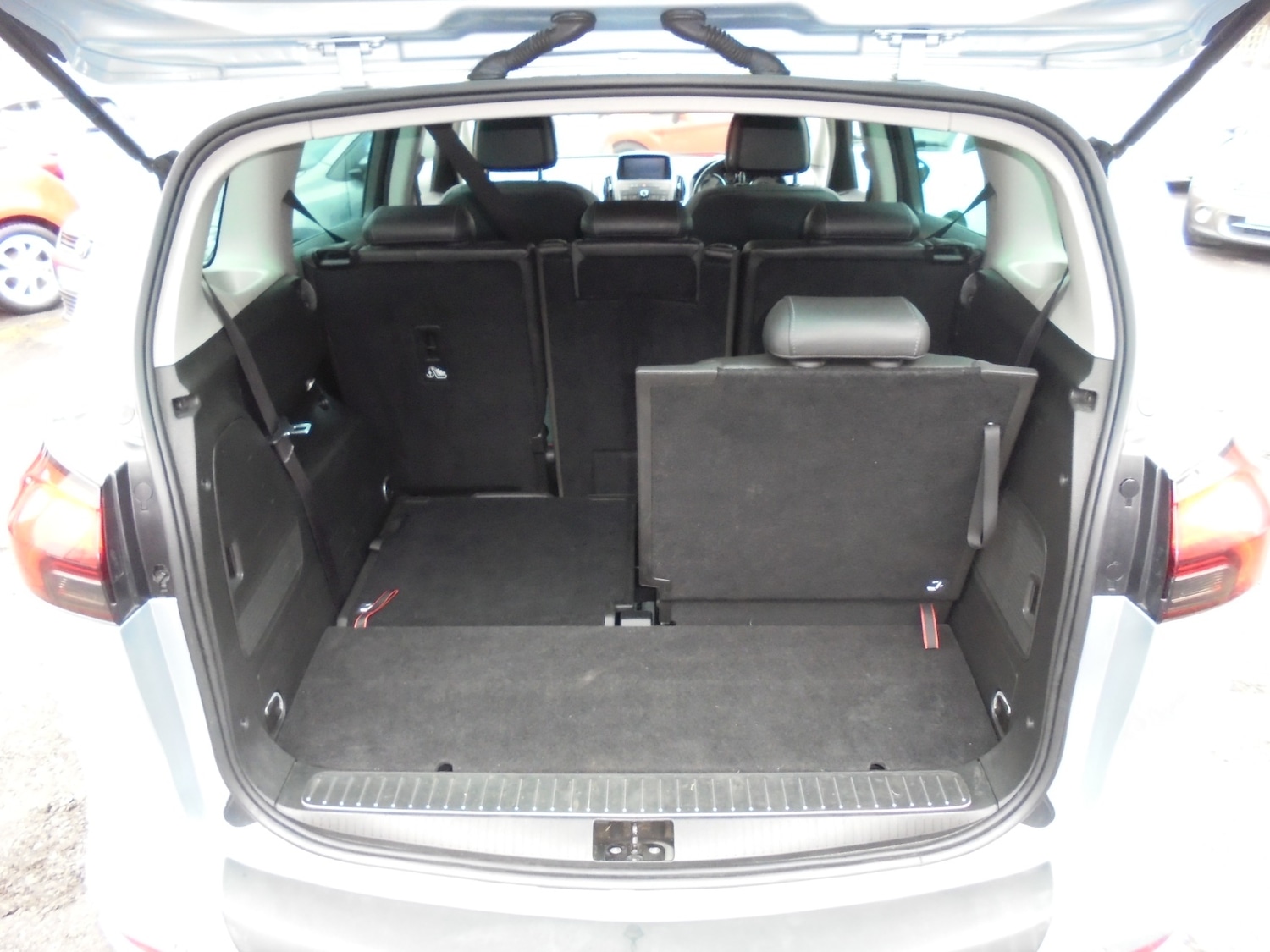 Used Vauxhall Zafira 2013 for sale - 77618941: Photo 19