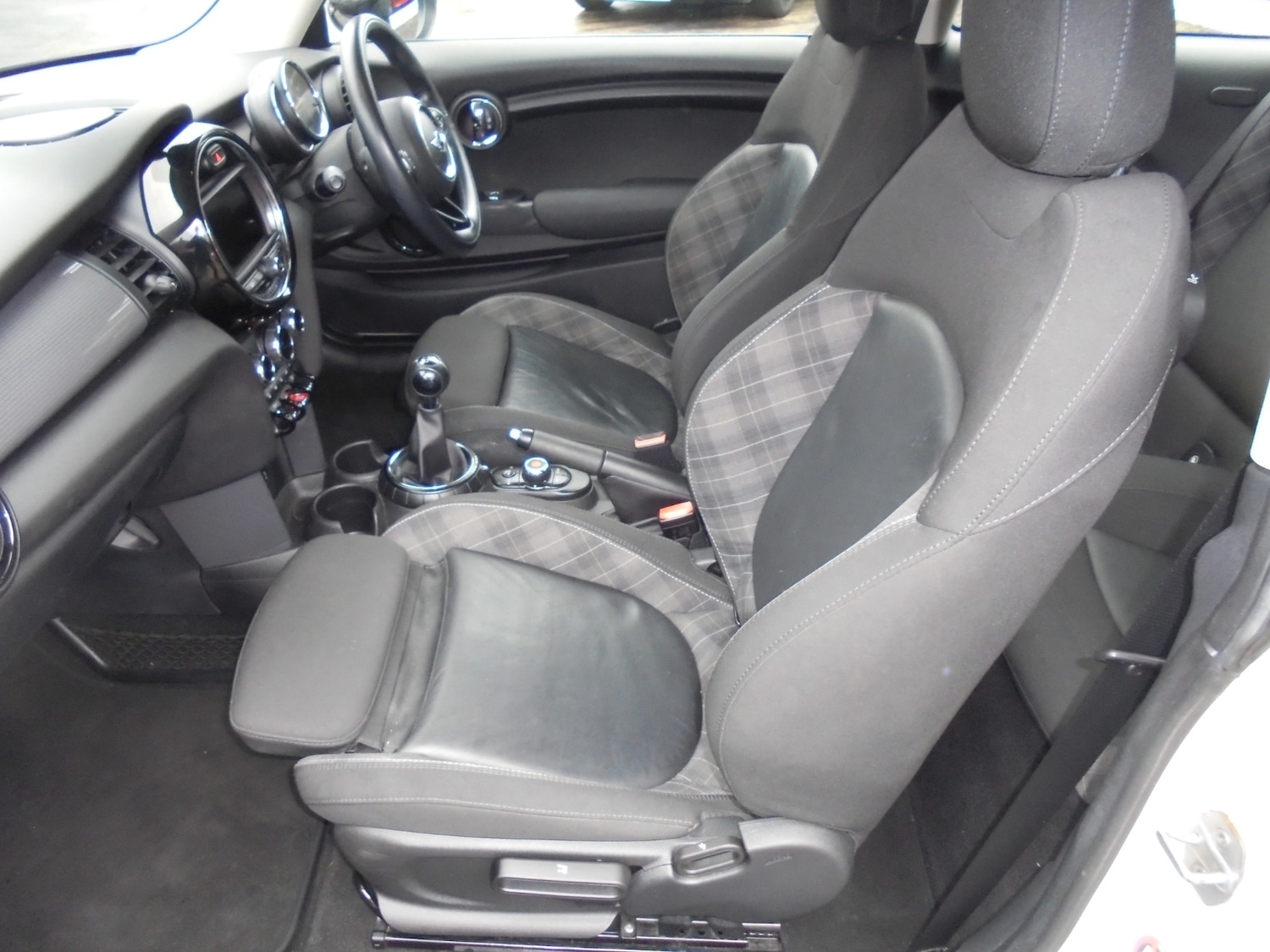 Used MINI Hatch 2015 for sale - 77476445: Photo 8