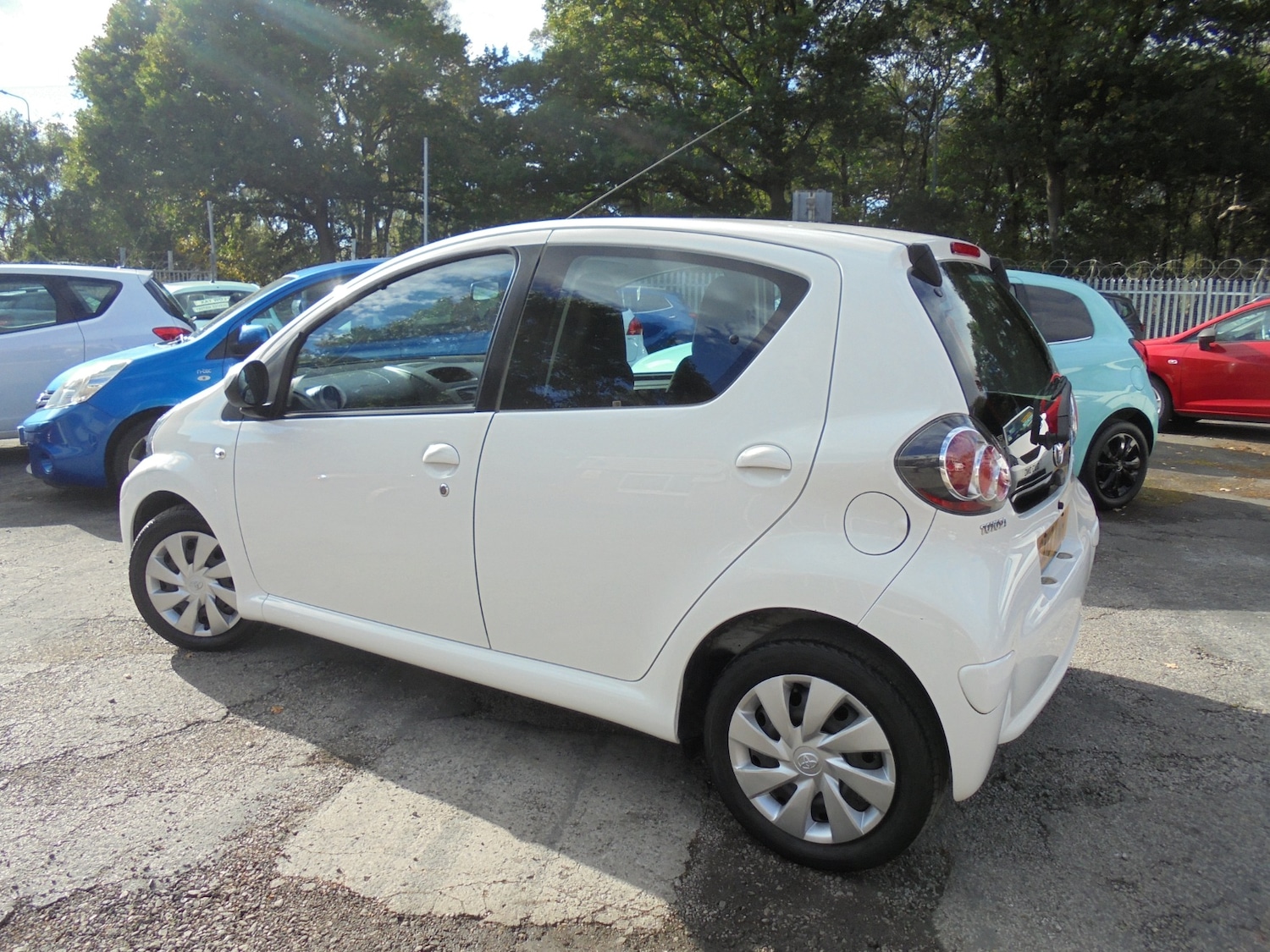 Used Toyota AYGO 2013 for sale - 76183779: Photo 9