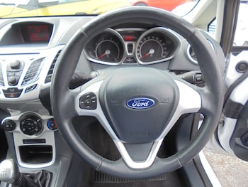 Used Ford Fiesta 2012 for sale - 79043686: Photo