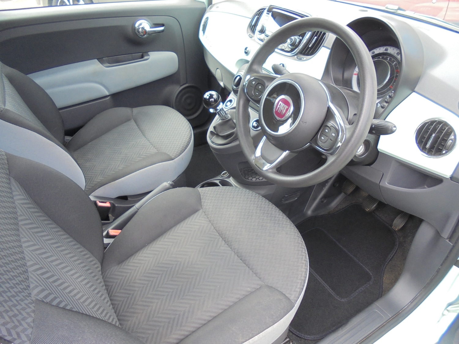 Used Fiat 500 2016 for sale - 77529851: Photo 2
