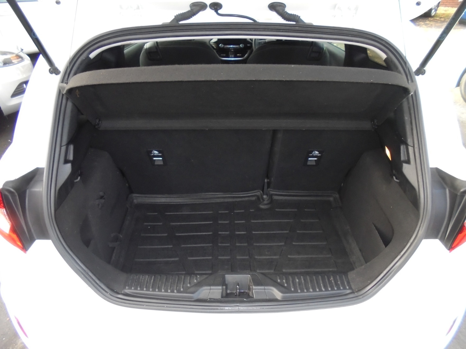 Used Ford Fiesta 2018 for sale - 76383223: Photo 16