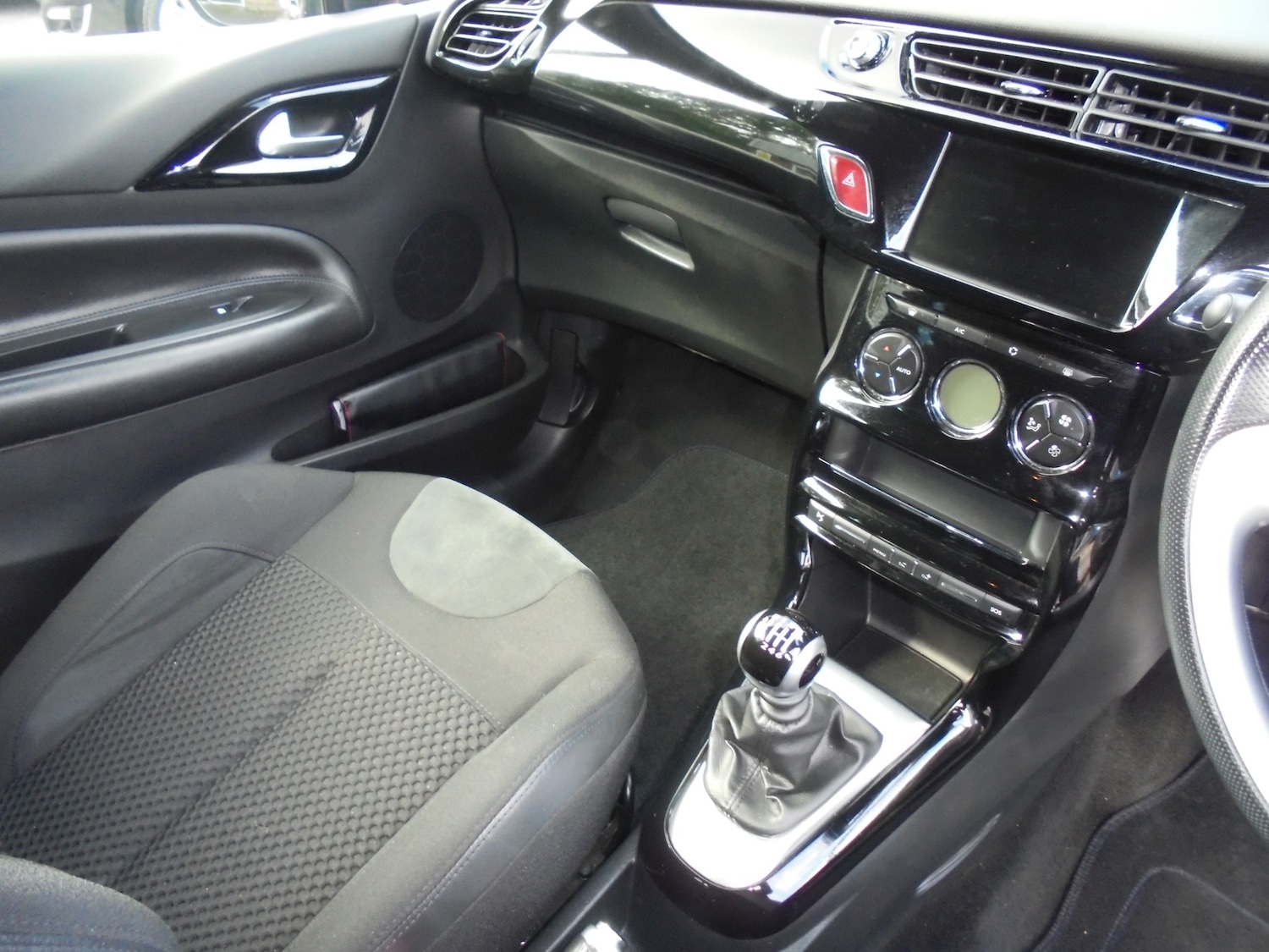 Used DS Automobiles DS 3 2016 for sale - 75933224: Photo 6