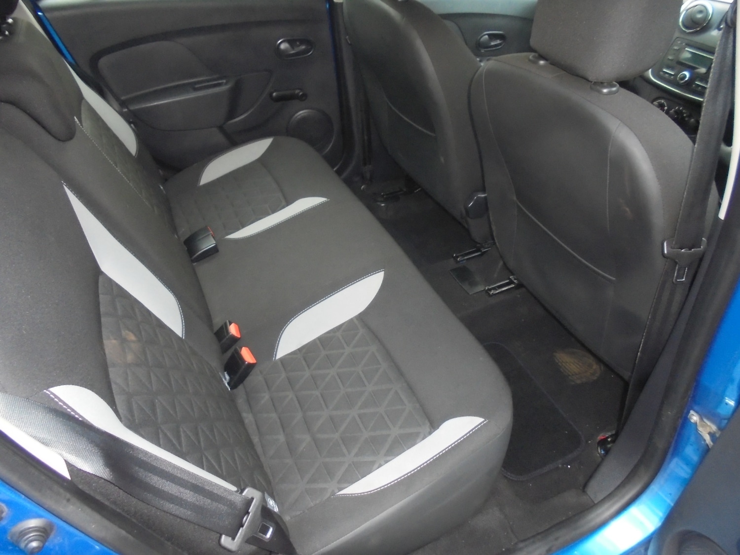 Used Dacia Sandero Stepway 2013 for sale - 76519283: Photo 12