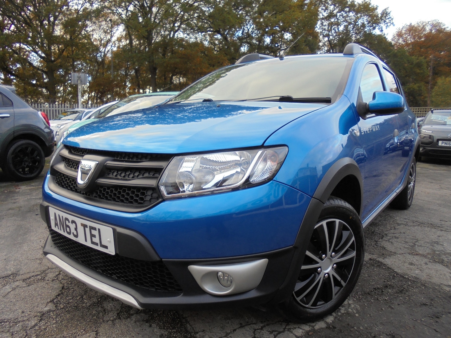 Used Dacia Sandero Stepway 2013 for sale - 76519283: Photo 5