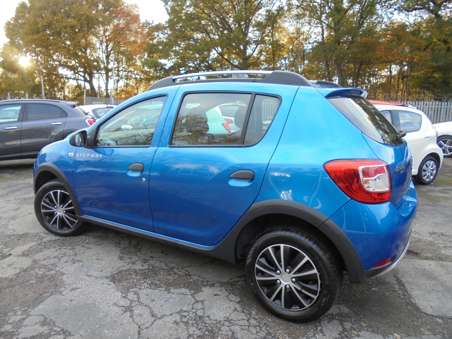 Used Dacia Sandero Stepway 2013 for sale - 76519283: Photo 9