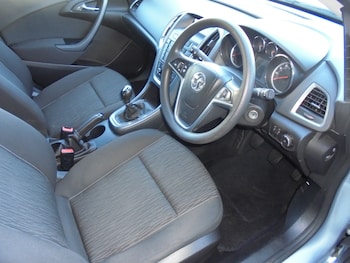 Used Vauxhall Astra 2015 for sale - 78366292: Photo