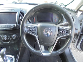 Used Vauxhall Insignia 2015 for sale - 77702672: Photo