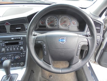 Used Volvo XC70 2006 for sale - 78555689: Photo