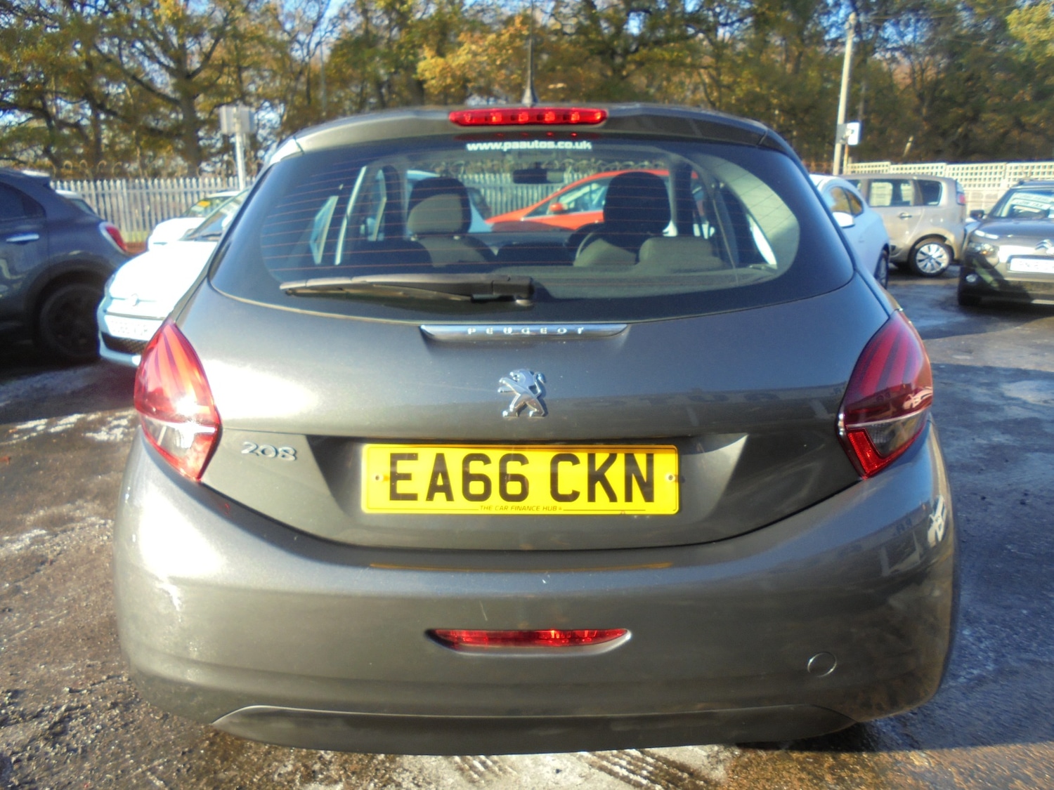 Used Peugeot 208 2017 for sale - 76651115: Photo 11