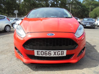 Used Ford Fiesta 2016 for sale - 79478889: Photo