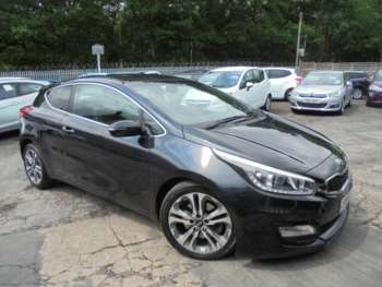 2016 (16) - 1.6 CRDi SE EcoDynamics 3dr