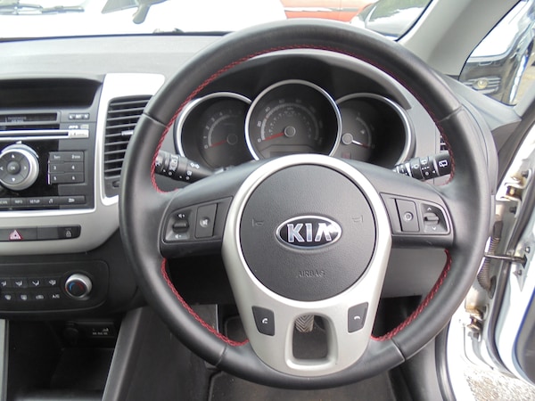 Used Kia Venga 2015 for sale - 74815722: Photo 4