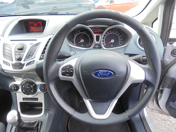 Used Ford Fiesta 2011 for sale - 78268509: Photo