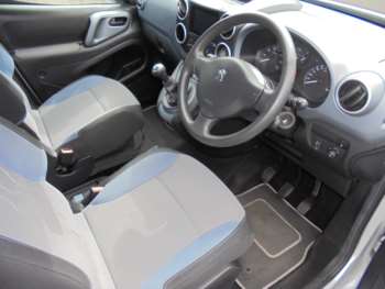 Used Peugeot Partner Tepee 2015 for sale - 74457035: Photo