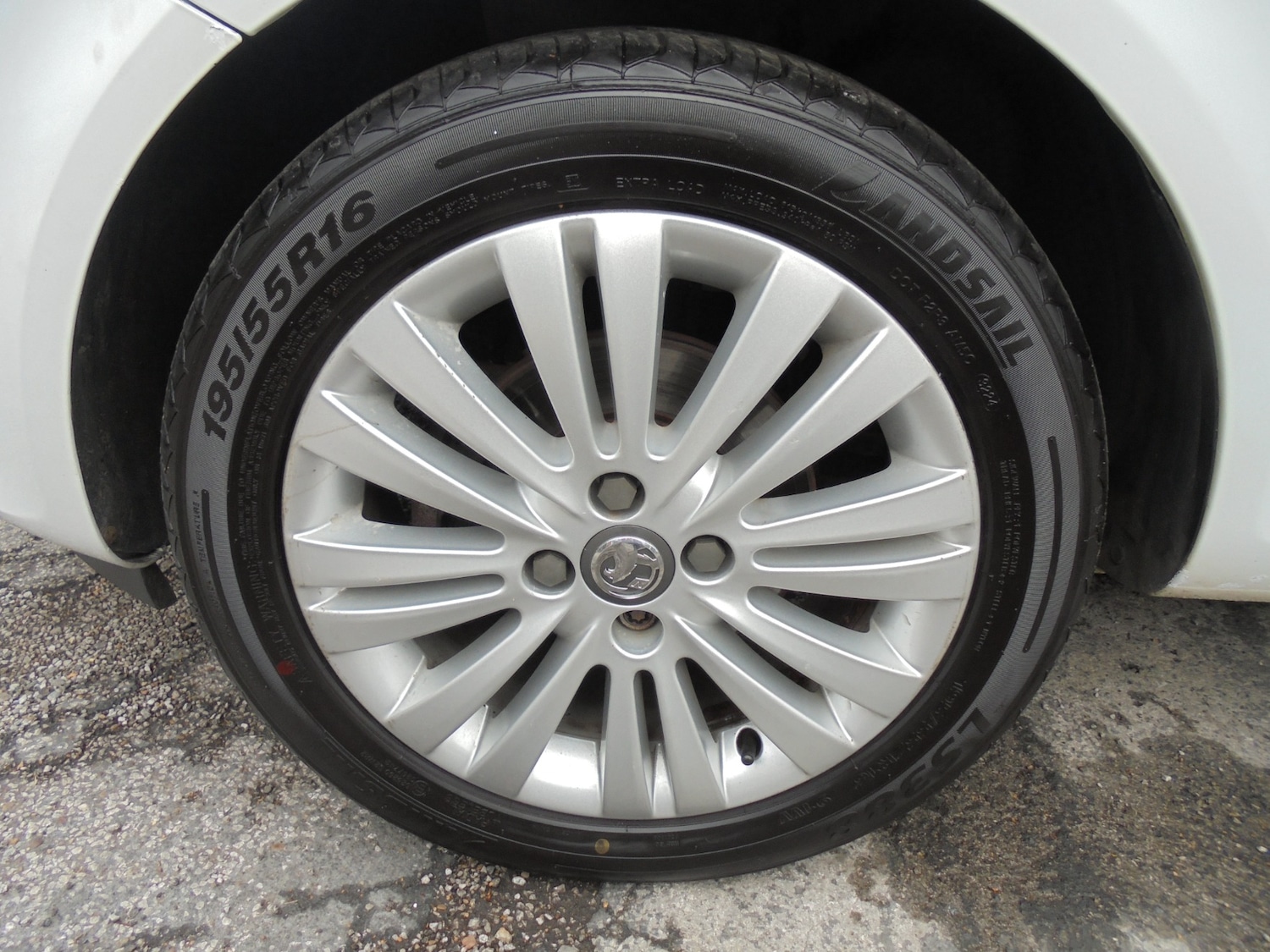 Used Vauxhall Corsa 2013 for sale - 76170548: Photo 14